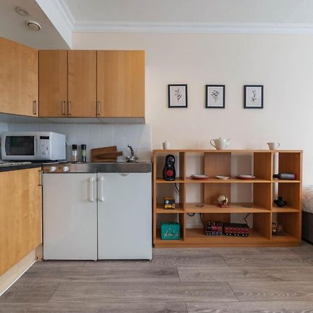 Elegant Art Deco Whole Apartment - 2Mins To Hyde Park, 8Mins To Bayswater, Nottinghill, Paddington London Kültér fotó